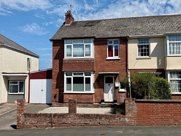3 Bedroom Semi-Detached House For Sale In Cowick Lane, St Thomas, EX2