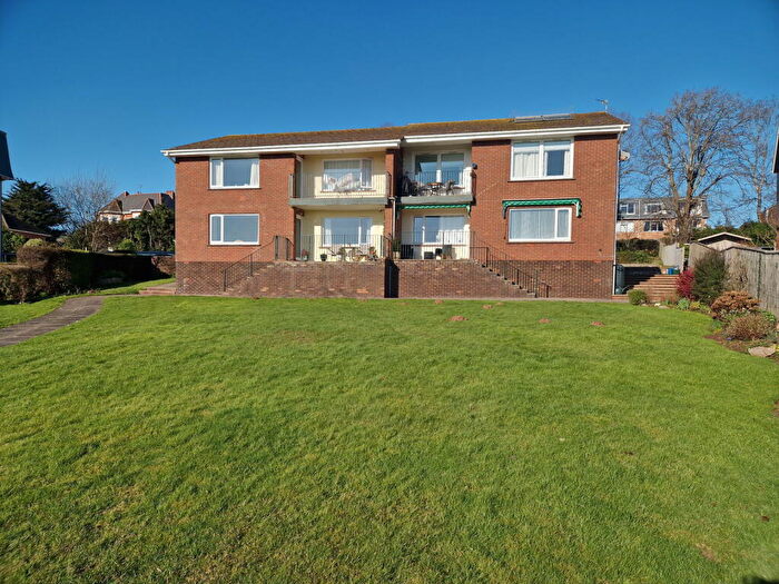 2 Bedroom Flat For Sale In Douglas Avenue, Exmouth, EX8