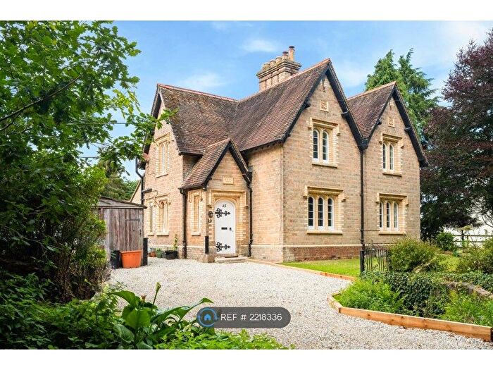 2 Bedroom Semi-Detached House To Rent In Knigton Lane, Wimborne, BH21