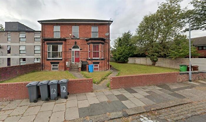 7 Bedroom House To Rent In Mitford Road, Manchester, M14