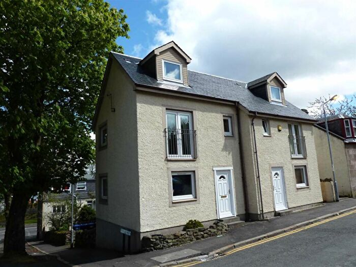 2 Bedroom Semi-Detached House To Rent In Royal Street Gourock, PA19