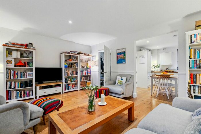 4 Bedroom Terraced House To Rent In Belmont Close, London, SW4