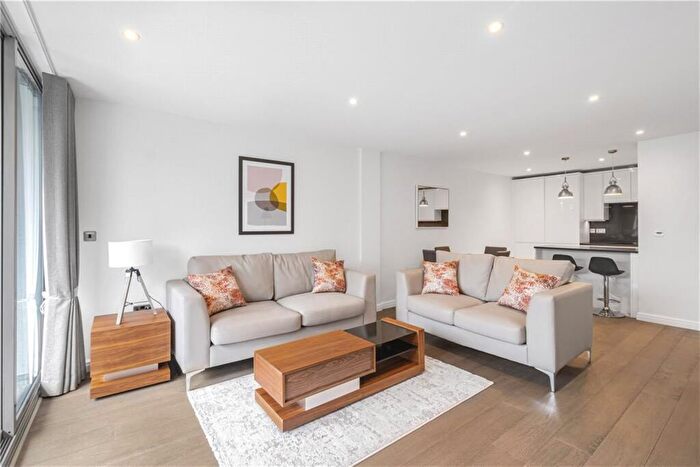 2 Bedroom Flat To Rent In Millennium Court, Waterloo Rd, SE1