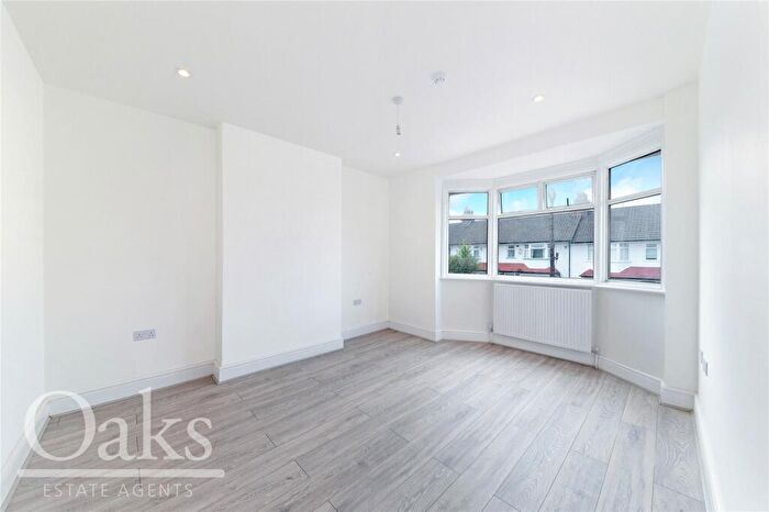 3 Bedroom Semi-Detached House To Rent In Woodland Way, Mitcham, CR4