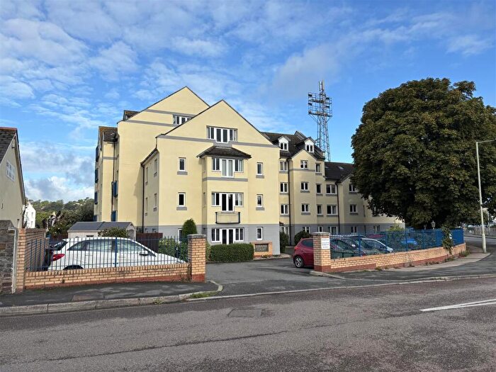 1 Bedroom Flat For Sale In Strand Court, Bideford, EX39