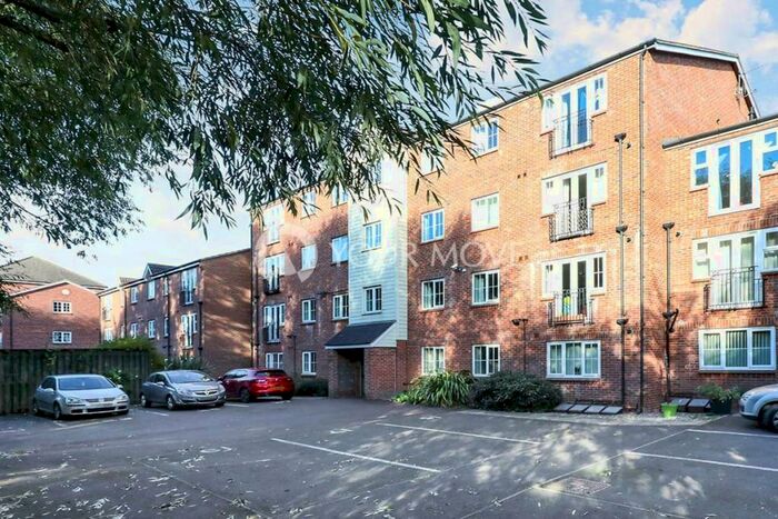 2 Bedroom Flat To Rent In Mill Bridge Close, Retford, Nottinghamshire, DN22