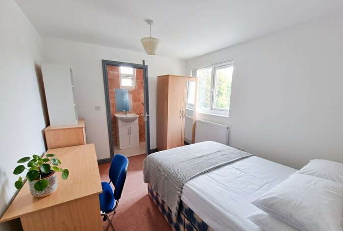 1 Bedroom Semi-Detached House To Rent In Katie Road, Birmingham, B29