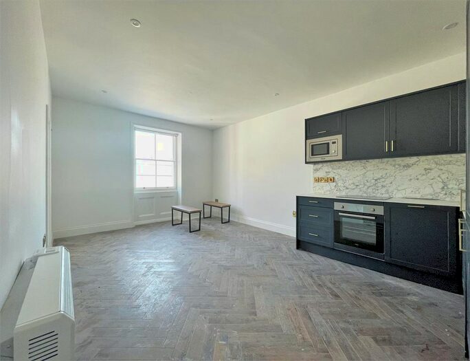 1 Bedroom Flat To Rent In Clarence Yard, Brighton, BN1