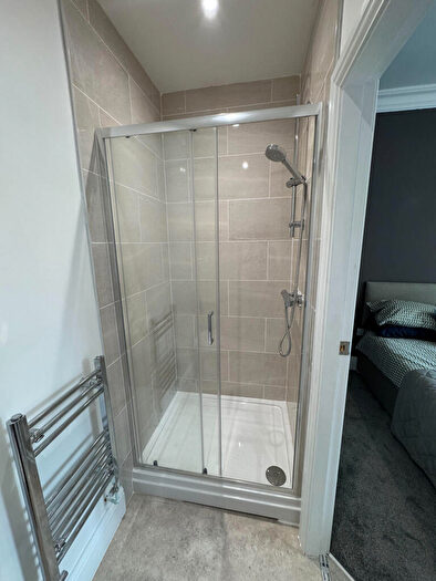 1 Bedroom Flat To Rent In Queens Avenue, Tunstall, ST6