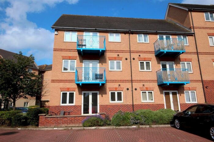 1 Bedroom Flat To Rent In Chart House, Marina, Hartlepool, TS24