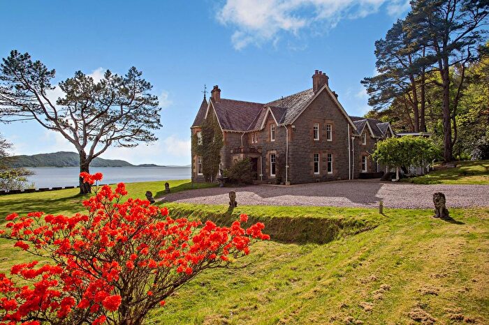 8 Bedroom Detached House For Sale In Onich, Fort William, Inverness-Shire, PH33