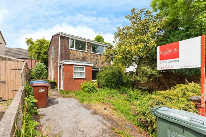 3 Bedroom Detached House For Sale In Birchwood Drive, Coppull, Chorley, Lancashire, PR7