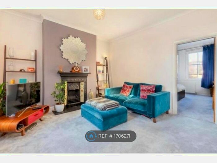 1 Bedroom Flat To Rent In Gauden Road, London, SW4