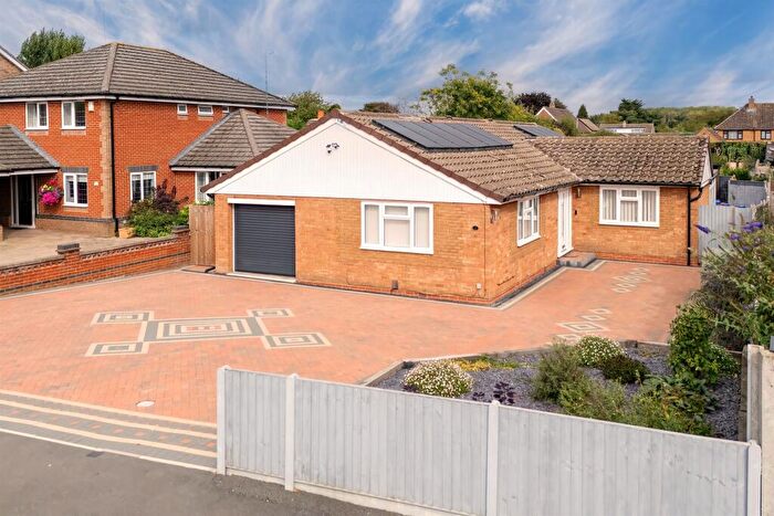 3 Bedroom Detached Bungalow For Sale In Ise View Road, Desborough, Kettering, NN14