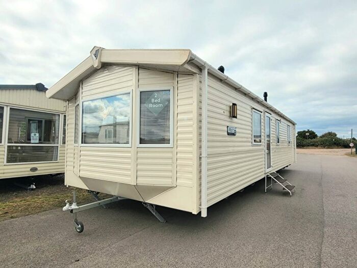 2 Bedroom Mobile/park Home For Sale In The Beach, Snettisham, King's Lynn, PE31