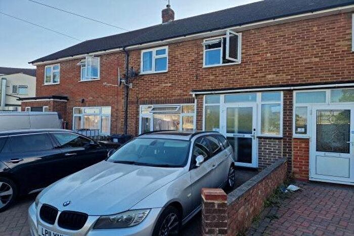 2 Bedroom Property To Rent In Nursery Road, Luton, LU3