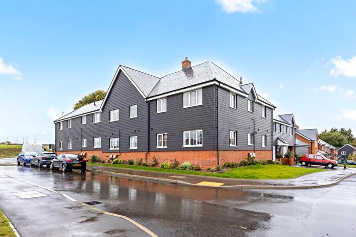 2 Bedroom Flat For Sale In Nursery Rise, Thakeham, RH20