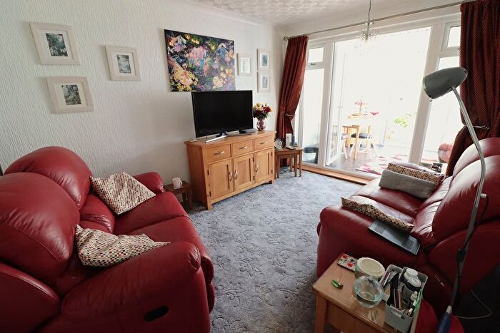 2 Bedroom Semi-Detached Bungalow For Sale In Fulford Drive, Eastwood, Leigh-On-Sea, SS9