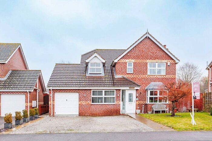 4 Bedroom Detached House For Sale In St. Aiden Close, Market Weighton, York, YO43