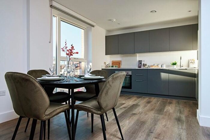2 Bedroom Apartment To Rent In Westminster Way Botley, OX2