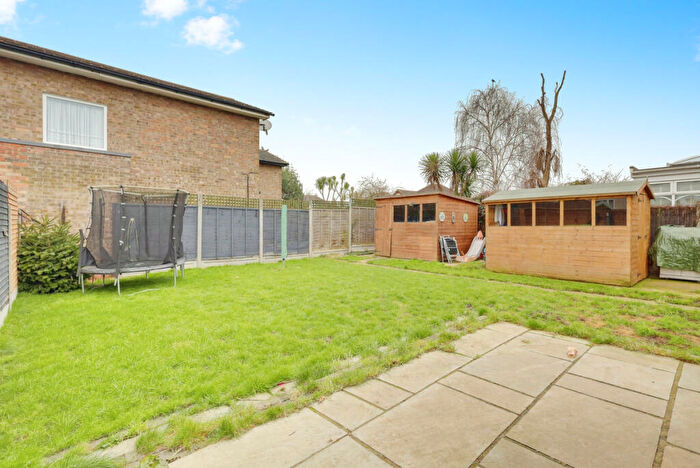 2 Bedroom Semi-Detached Bungalow For Sale In St. Clements Road, Benfleet, SS7
