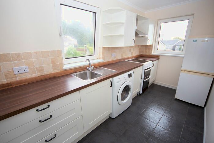 2 Bedroom Flat To Rent In Coed Edeyrn, Llanedeyrn, Cardiff, CF23