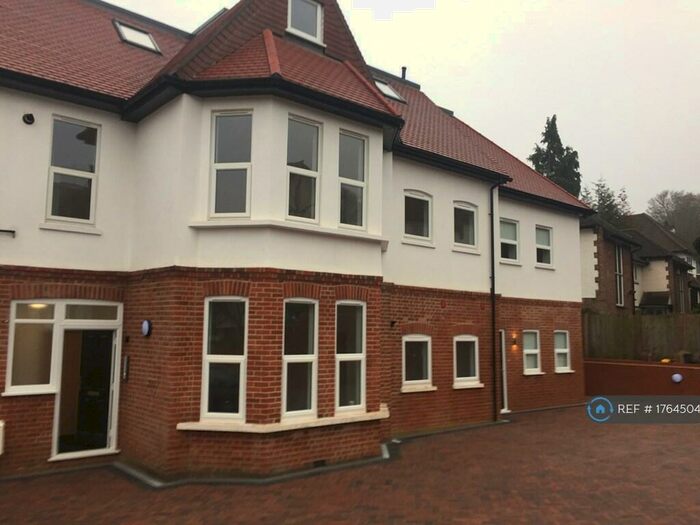 1 Bedroom Flat To Rent In Foxley Hill Road, Purley, CR8