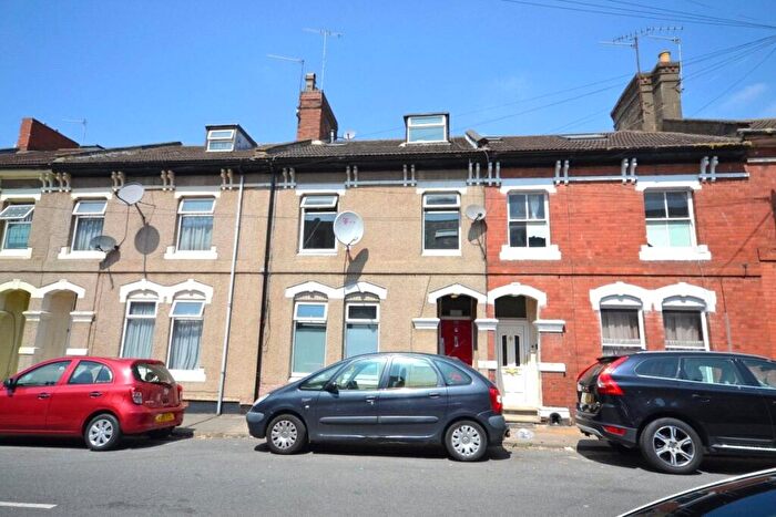 1 Bedroom Flat To Rent In St. Pauls Road, Semilong, Northampton, NN2