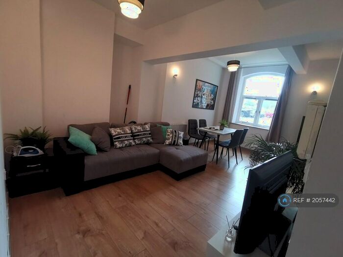 2 Bedroom Flat To Rent In Junction Works, Manchester, M1