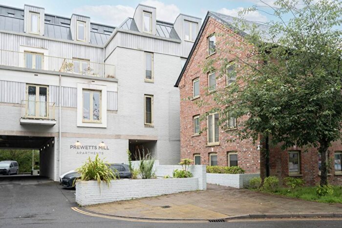 2 Bedroom Apartment For Sale In Mill Bay Lane, Horsham, RH12