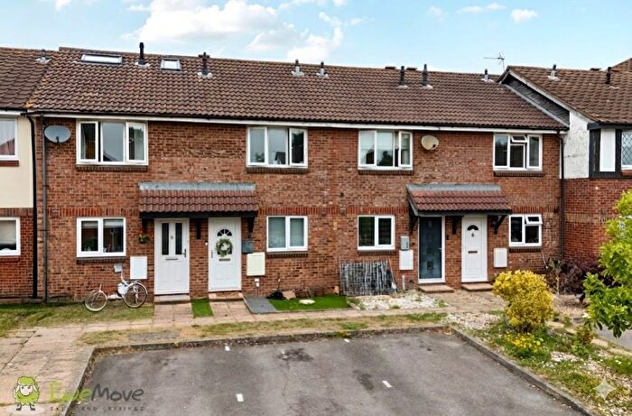 2 Bedroom Terraced House For Sale In Odette Gardens, Tadley, Hampshire, RG26