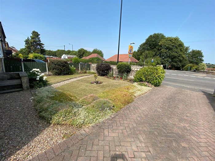 2 Bedroom Detached Bungalow For Sale In Doncaster Road, Conisbrough, DN12