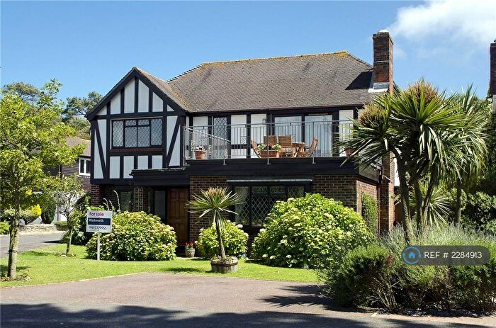 4 Bedroom Detached House To Rent In Freshwater Road, Christchurch, BH23