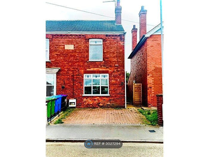 3 Bedroom Semi-Detached House To Rent In Woodville Road, Boston, PE21
