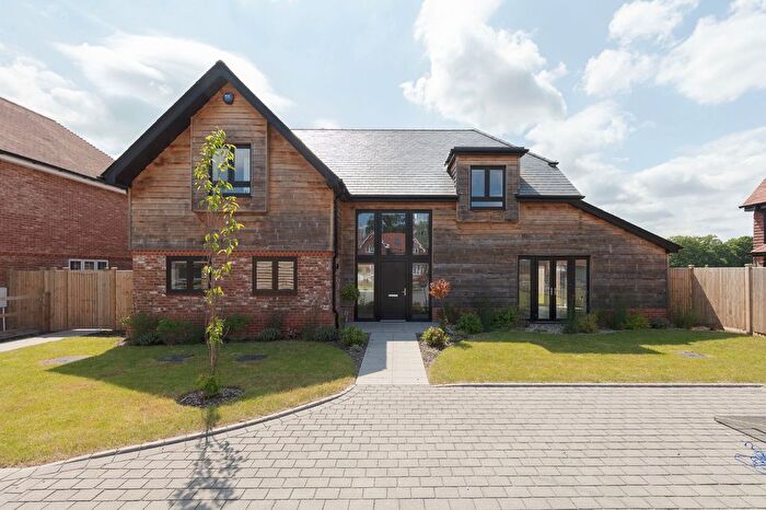 5 Bedroom Detached House For Sale In Tandridge Lane, Lingfield, RH7