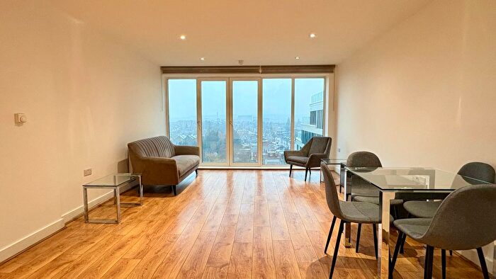 2 Bedroom Flat To Rent In Headstone Road, Harrow, HA1