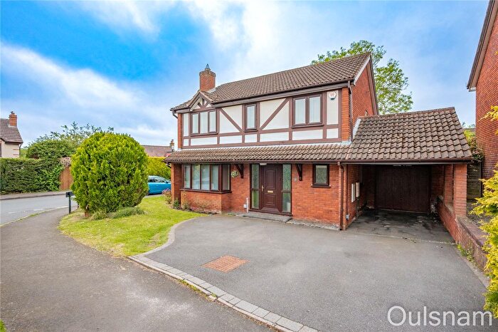 4 Bedroom Detached House For Sale In Hillview Road, Lickey End, Bromsgrove, Worcestershire, B60