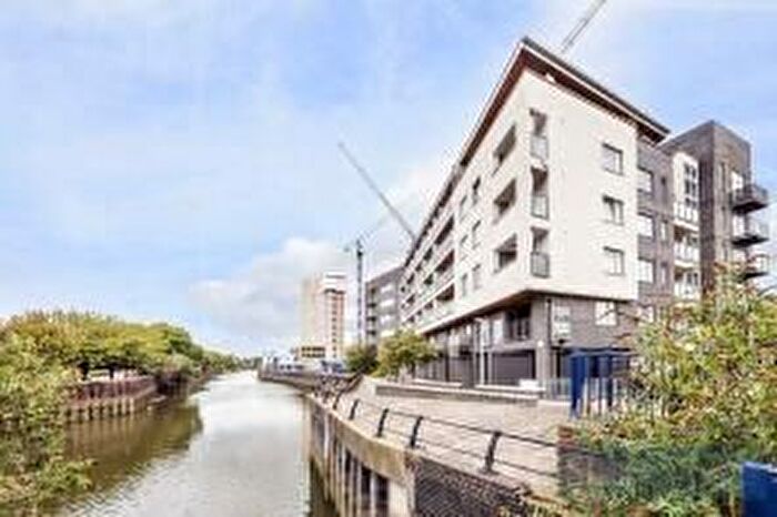 2 Bedroom Flat To Rent In Benedicts Wharf, Highbridge Road, Barking, Redbridge, London, IG11