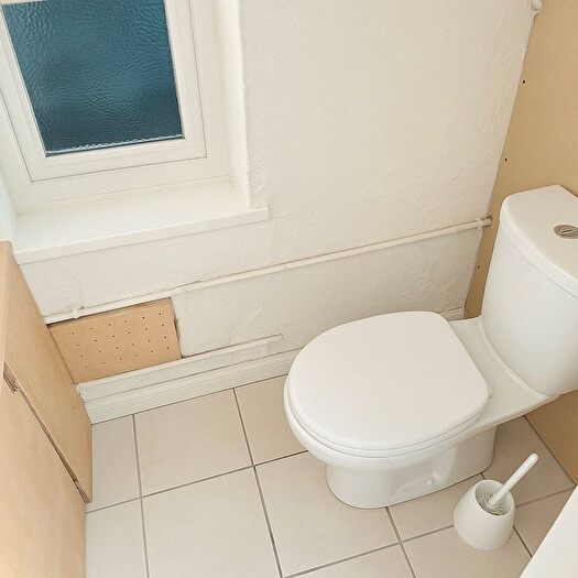 3 Bedroom Semi-detached House For Sale In Chester Road, Castle Bromwich, Birmingham, West Midlands, B36