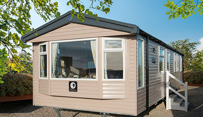 3 Bedroom Park Home For Sale In Breydon Water Holiday Park, NR31