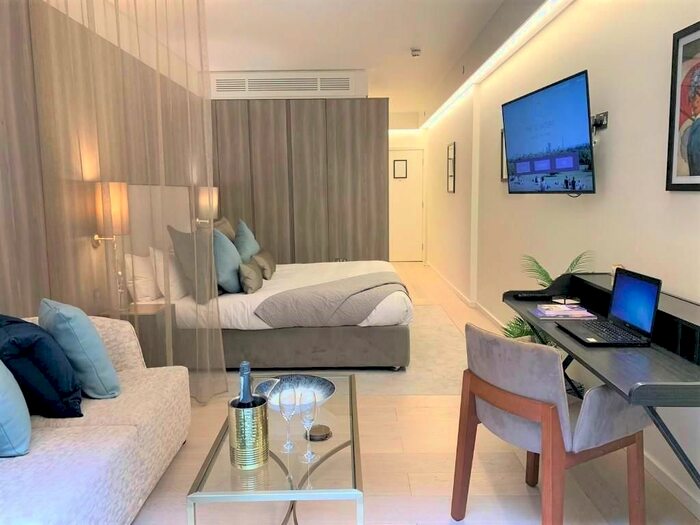 Studio To Rent In Finchley Road, London, NW3