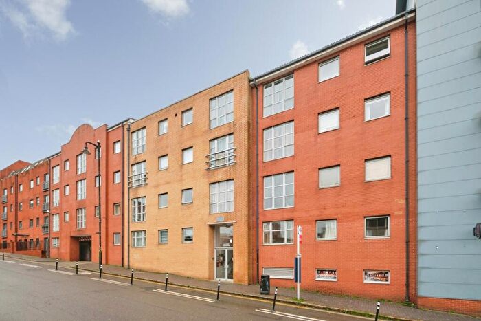 2 Bedroom Flat For Sale In Newhall Hill, Birmingham, West Midlands, B1