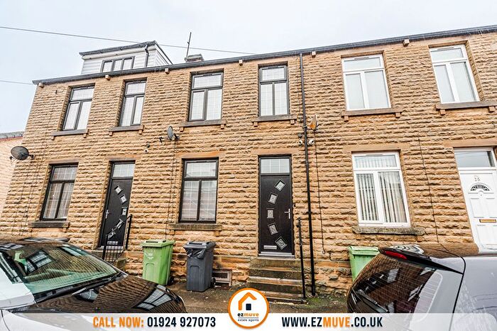 2 Bedroom Terraced House For Sale In Tanhouse Street, Dewsbury, WF13