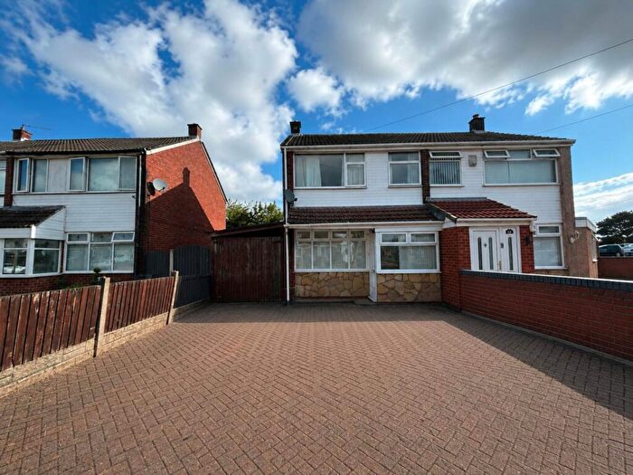 3 Bedroom Semi Detached House For Sale In Mount Crescent, North Park, L32