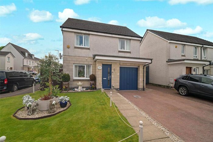 3 Bedroom Detached House For Sale In Springbank Crescent, Calton, Glasgow, G31