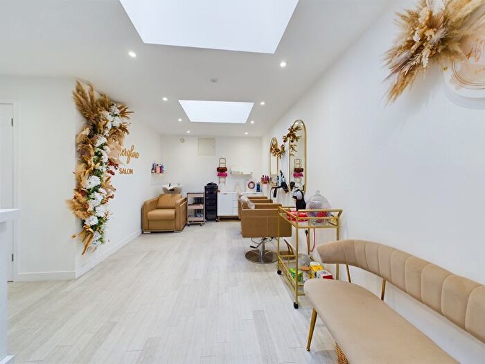 Property To Rent In Grove Road, Strood, Rochester, ME2