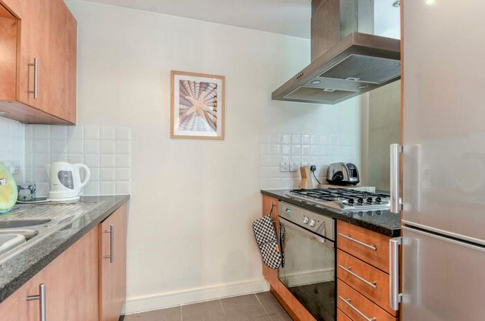 1 Bedroom Flat To Rent In Drayton Park, Arsenal, London, N5