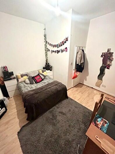 2 Bedroom Apartment To Rent In Woodville Road, Cardiff(City), CF24