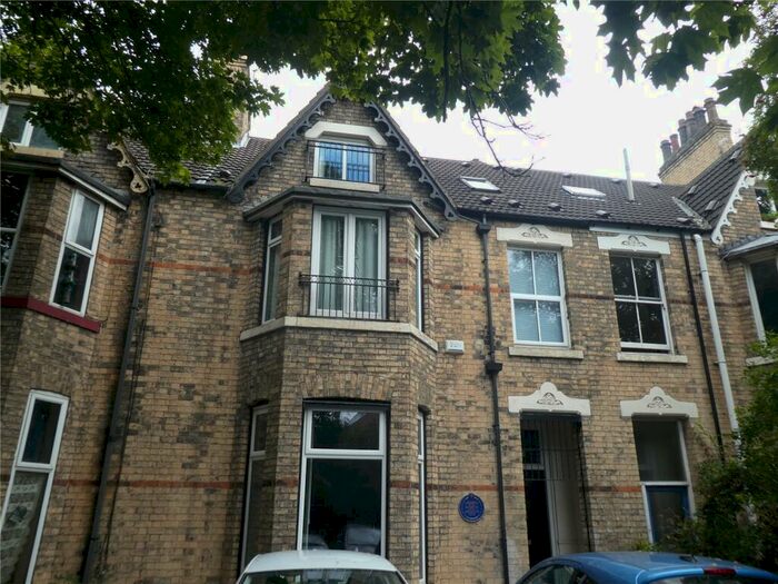 2 Bedroom Flat To Rent In Pearson Park, Hull, East Yorkshire, HU5
