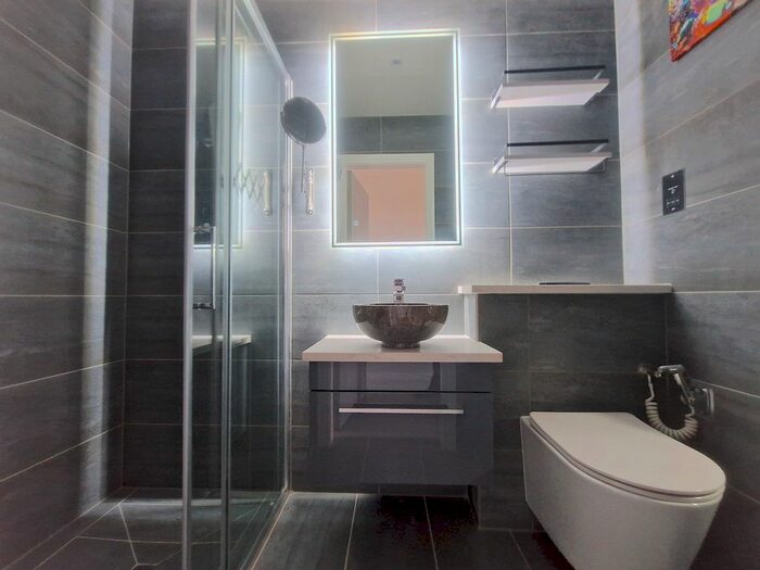 1 Bedroom Flat To Rent In Bethnal Green Road, Bethnal Green, London, E2